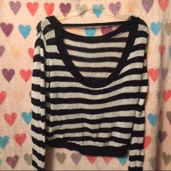 Bisou Bisou Crop Striped Knit Sweater Black White Large - Picture 4 of 4